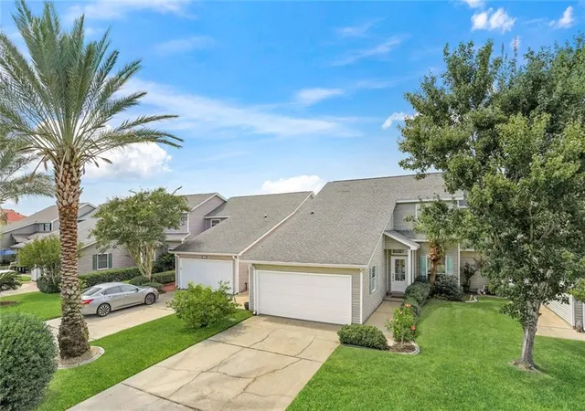 Photo 2 of Townhouse for sale at 1698 Marina Dr, Slidell, LA 70458 | MLS# 2571986 | Listing updated on 2026-09-24