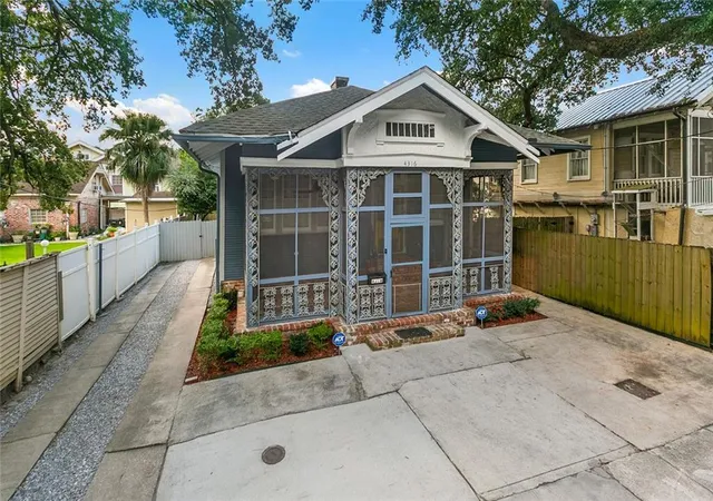 Single family home for sale at 4316 S Roman St, New Orleans, LA 70125 | MLS# 2571096