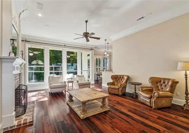 Photo 3 of Single family home for sale at 648 Silverthorne Ln, Covington, LA 70433 | MLS# 2568477 | Listing updated on 2026-10-02