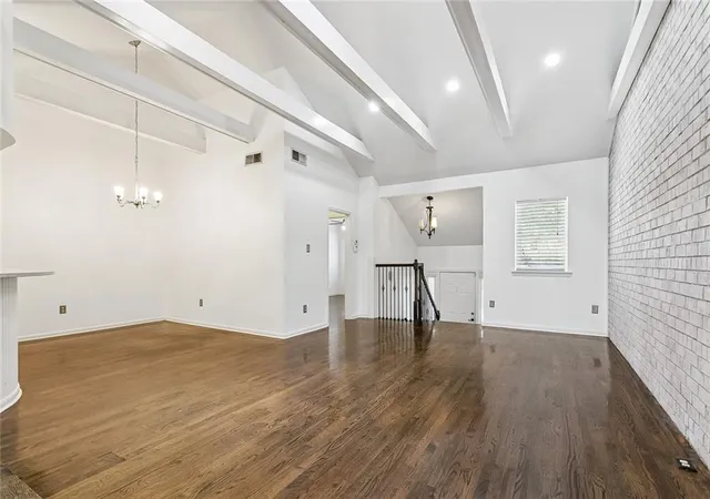 Photo 4 of Townhouse for sale at 836 Old Metairie Dr, Metairie, LA 70001 | MLS# 2571812 | Listing updated on 2026-09-29