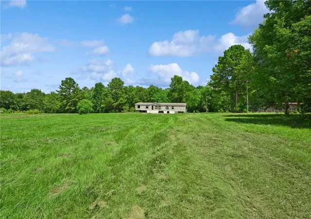 Photo 3 of Single family home for sale at 25290 Highway 450, Franklinton, LA 70438 | MLS# 2572214 | Listing updated on 2026-09-16