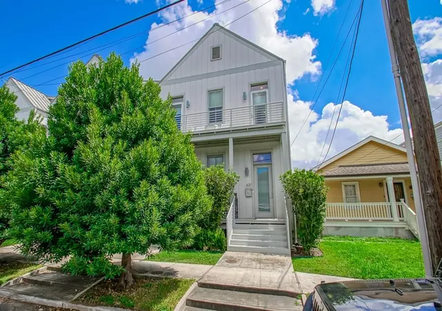 Photo 2 of Condo for sale at 631 Philip St #631, New Orleans, LA 70130 | MLS# 2572250 | Listing updated on 2026-09-12
