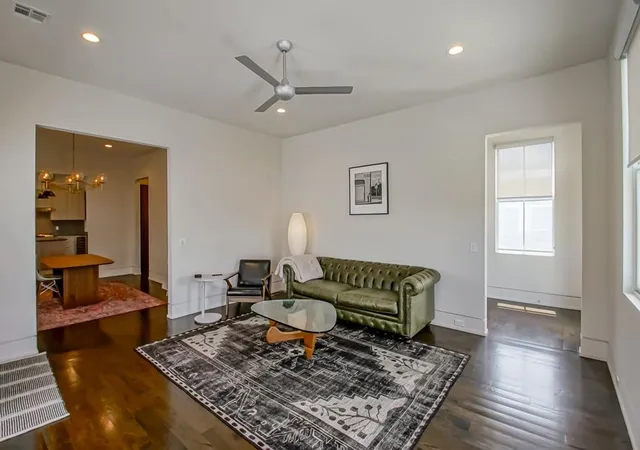 Listing Photo 5 - Condo for sale in building located at 631 Philip St, New Orleans, LA 70130 - Unit #631