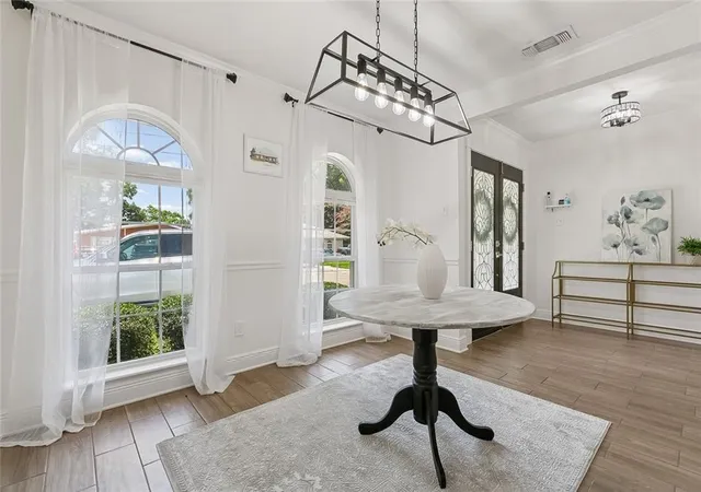 Photo 3 of Single family home for sale at 5037 Loveland St, Metairie, LA 70006 | MLS# 2572220 | Listing updated on 2026-10-06