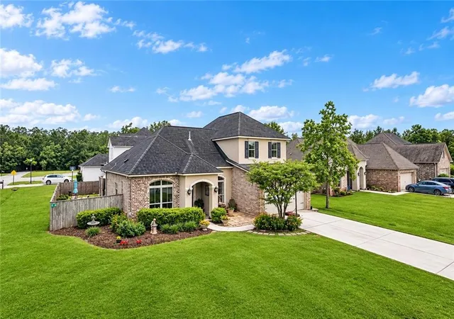 Photo 2 of Single family home for sale at 28591 Water Oak Loop, Ponchatoula, LA 70454 | MLS# 2572066 | Listing updated on 2026-10-06