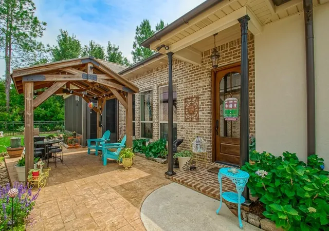 Photo 3 of Single family home for sale at 128 St Calais Pl, Madisonville, LA 70447 | MLS# 2572165 | Listing updated on 2026-09-19