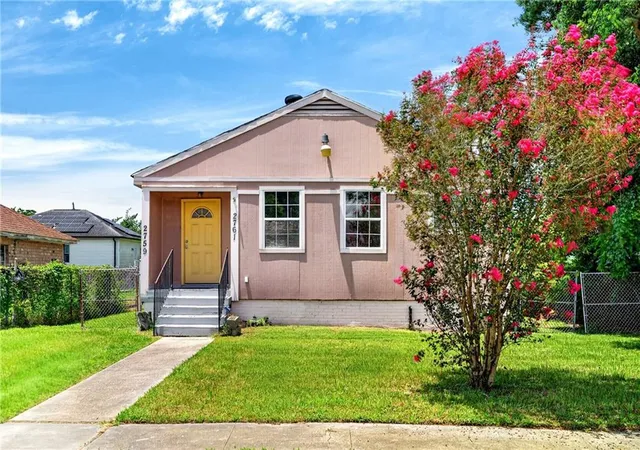Multi family home for sale at 2759 61 New York St, New Orleans, LA 70122 | MLS# 2572284