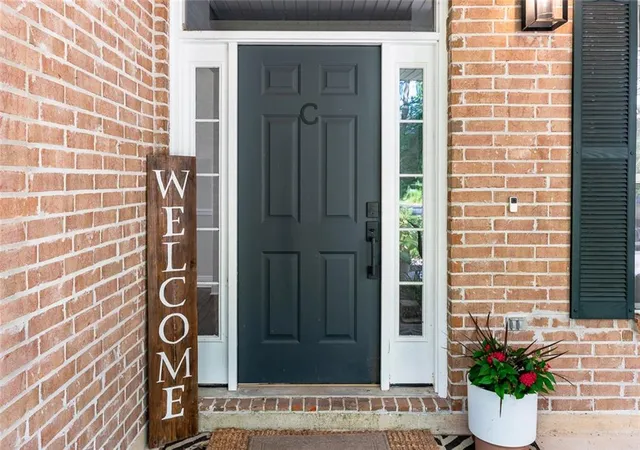 Photo 3 of Sale Pending at 73620 Fairway Dr, Abita Springs, LA 70420 | MLS# 2571973 | Listing updated on 2026-09-07