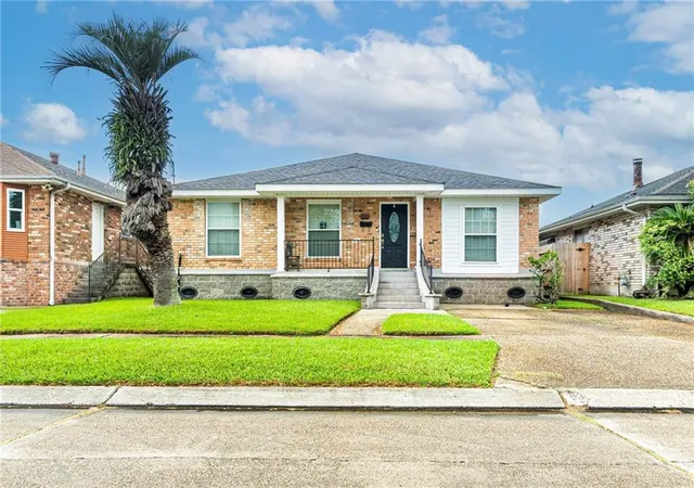Photo 1 of Single family home for sale at 2512 Taft Park, Metairie, LA 70001 | MLS# 2572293 | Listing updated on 2026-10-05