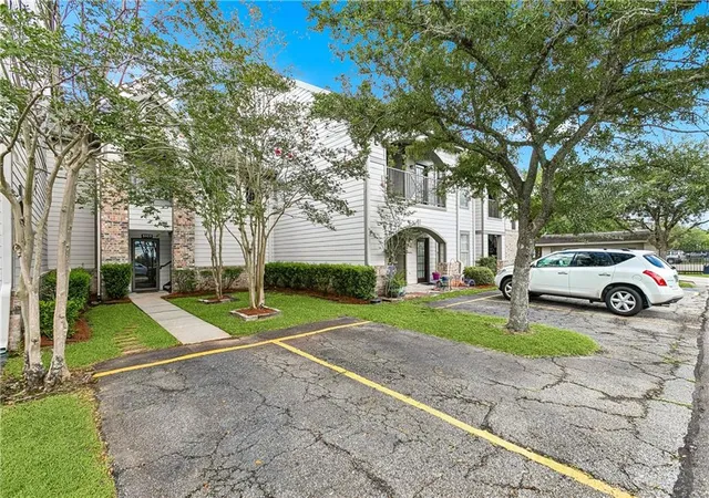 Photo 2 of Condo for sale at 350 Emerald Forrest Blvd #2102, Covington, LA 70433 | MLS# 2572257 | Listing updated on 2026-09-03