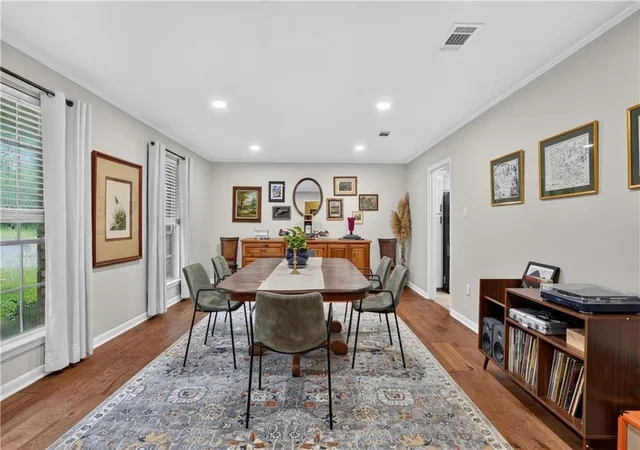 Photo 3 of Single family home for sale at 932 Daventry Dr, Baton Rouge, LA 70808 | MLS# 2571721 | Listing updated on 2026-09-30