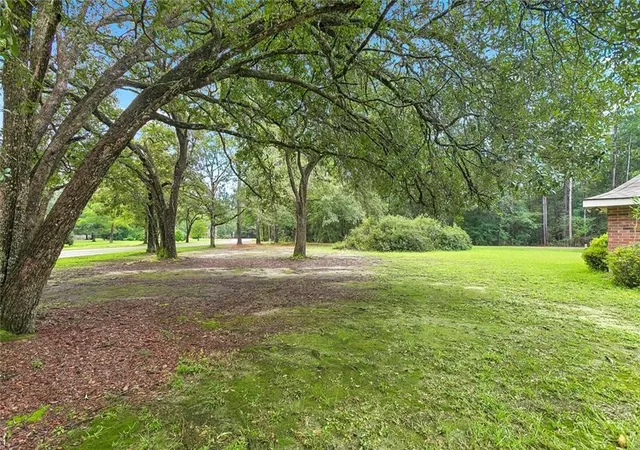 Photo 2 of Single family home for sale at 23505 Harris Ct, Abita Springs, LA 70420 | MLS# 2569374 | Listing updated on 2026-09-19