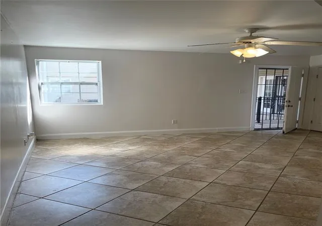 Photo 3 of Condo for sale at 4854 Pontchartrain Dr #10, Slidell, LA 70458 | MLS# 2571627 | Listing updated on 2026-10-06