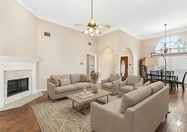 Photo 2 of Single family home for sale at 408 Gainesway Dr, Madisonville, LA 70447 | MLS# 2572266 | Listing updated on 2026-09-08