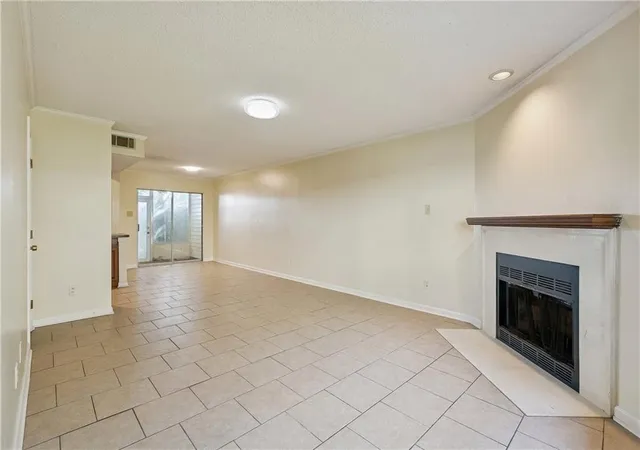 Listing Photo 4 - Condo for sale in building located at 1012th St Julien Dr, Kenner, LA 70065 - Unit #A3#28