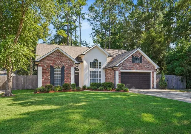 Photo 2 of Single family home for sale at 253 Woodcrest Dr, Covington, LA 70433 | MLS# 2572405 | Listing updated on 2026-09-21