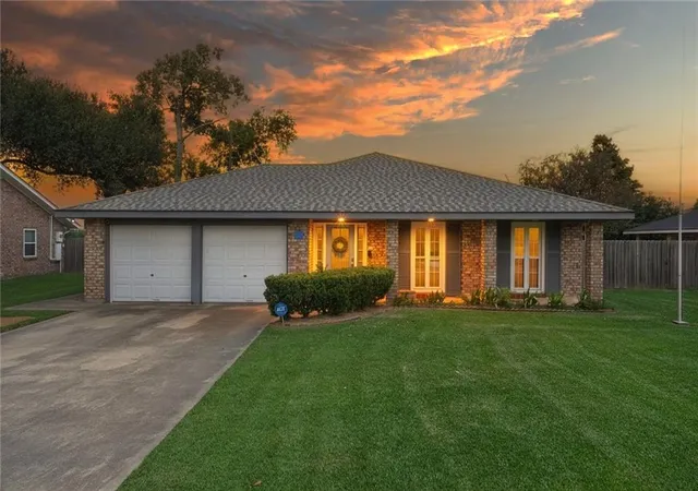 Photo 1 of Sale Pending at 15 Windsor St, La Place, LA 70068 | MLS# 2572227 | Listing updated on 2026-09-12