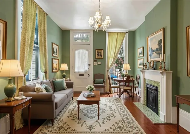 Photo 3 of House for sale at 2221 23 Laurel St, New Orleans, LA 70130 | MLS# 2571585 | Listing updated on 2026-09-14