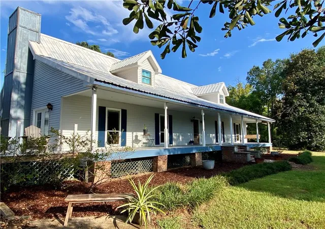 Photo 1 of Single family home for sale at 19406 Rocking D Rd, Covington, LA 70435 | MLS# 2572461 | Listing updated on 2026-09-11