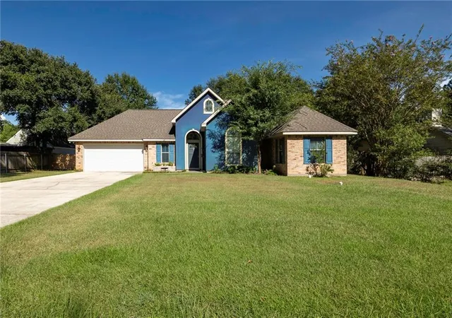 Photo 1 of Single family home for sale at 61364 Magnolia Dr, Lacombe, LA 70445 | MLS# 2569680 | Listing updated on 2026-09-12