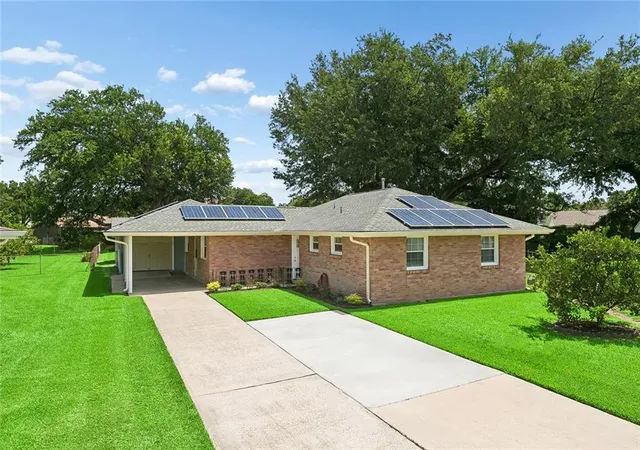 Photo 1 of Single family home for sale at 129 Celia Dr, Luling, LA 70070 | MLS# 2572601 | Listing updated on 2026-09-12