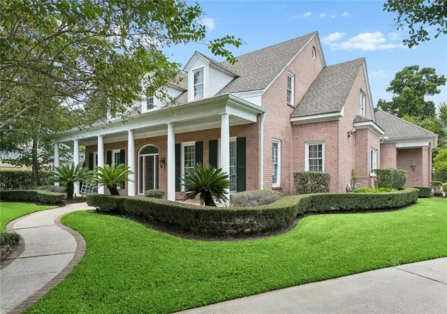 Photo 3 of Single family home for sale at 84 English Turn Dr, New Orleans, LA 70131 | MLS# 2570786 | Listing updated on 2026-09-28