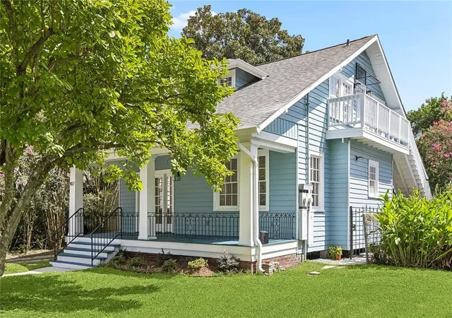 Photo 2 of Multi family home for sale at 407 Dodge Ave, Jefferson, LA 70121 | MLS# 2572738 | Listing updated on 2026-09-23