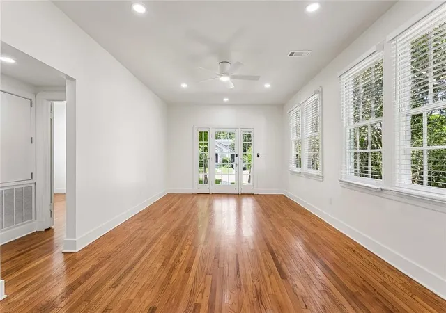 Photo 3 of House for sale at 407 Dodge Ave, Jefferson, LA 70121 | MLS# 2572738 | Listing updated on 2026-09-23