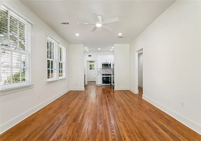 Photo 4 of House for sale at 407 Dodge Ave, Jefferson, LA 70121 | MLS# 2572738 | Listing updated on 2026-09-23