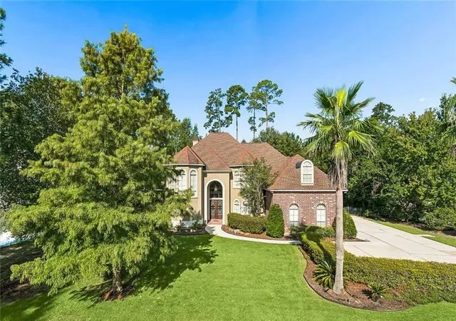 Photo 2 of Sale Pending at 313 Pencarrow Cir, Madisonville, LA 70447 | MLS# 2571823 | Listing updated on 2026-09-21