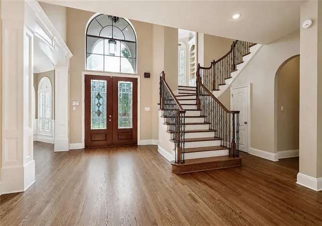 Photo 3 of Sale Pending at 313 Pencarrow Cir, Madisonville, LA 70447 | MLS# 2571823 | Listing updated on 2026-09-21