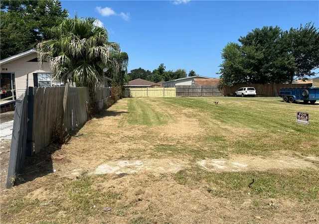 Photo 3 of Land for sale at 922 S Upland Ave, Metairie, LA 70003 | MLS# 2573059 | Listing updated on 2026-09-24
