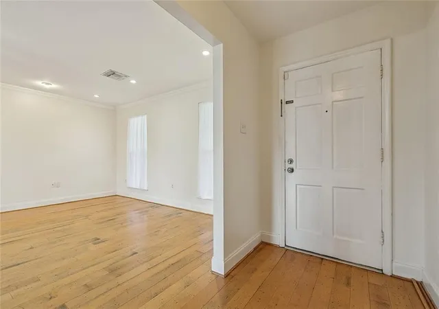 Photo 3 of Single family home for sale at 4104 Haring Rd, Metairie, LA 70006 | MLS# 2573008 | Listing updated on 2026-09-09