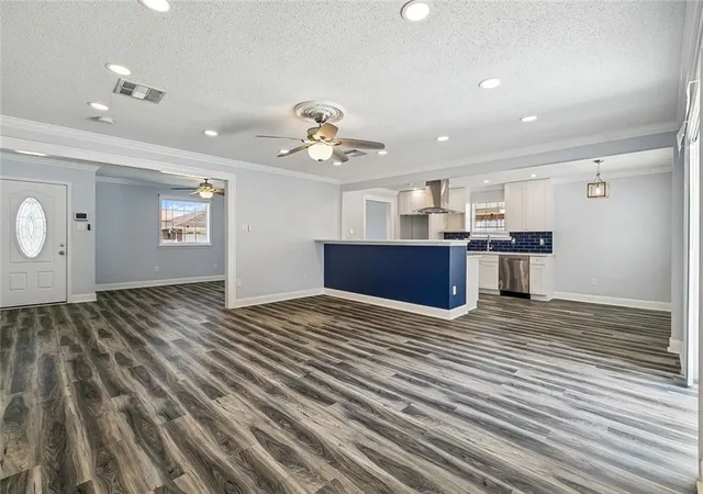 Photo 3 of Single family home for sale at 7731 Pebble Dr, New Orleans, LA 70128 | MLS# 2572975 | Listing updated on 2026-10-07