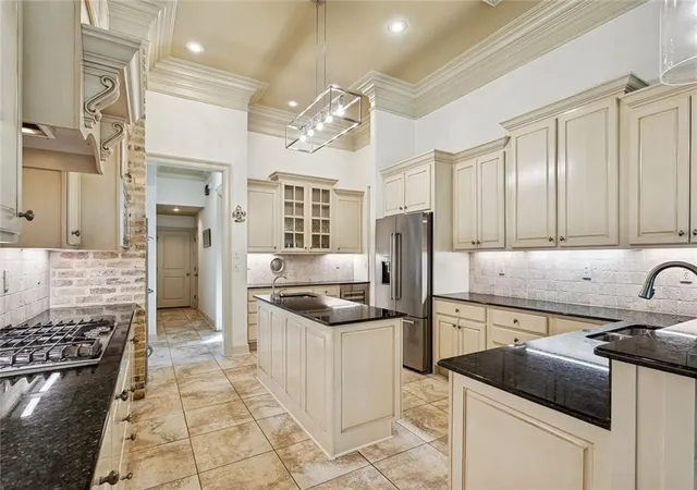 Photo 2 of Single family home for sale at 160 Windermere Way, Madisonville, LA 70447 | MLS# 2573069 | Listing updated on 2026-10-02
