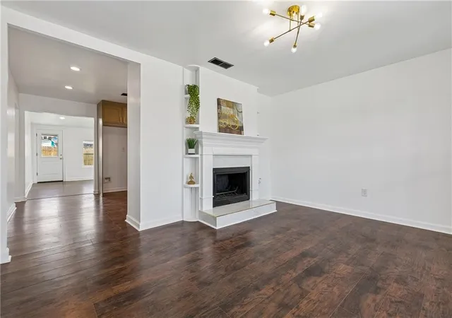 Photo 2 of Single family home for sale at 153 Elaine Dr, Westwego, LA 70094 | MLS# 2573101 | Listing updated on 2026-08-30