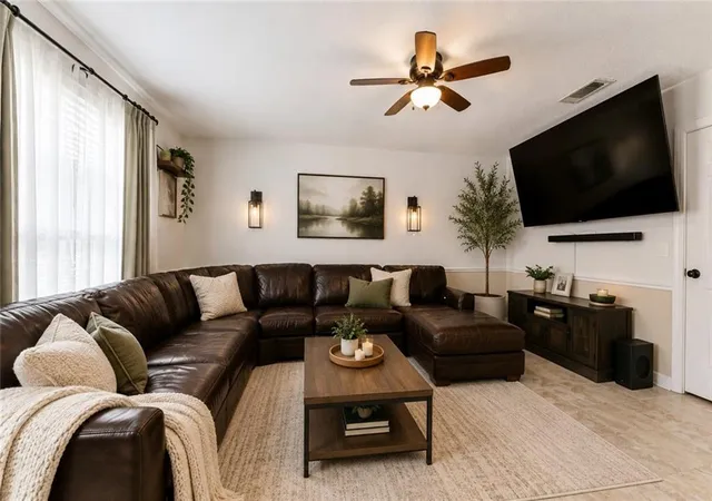 Photo 3 of Single family home for sale at 11855 Hallmark Dr, Baton Rouge, LA 70807 | MLS# 2573162 | Listing updated on 2026-09-06