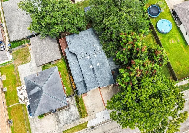 Photo 18 of Townhouse for sale at 817 Cleary Ave, Metairie, LA 70001 | MLS# 2572821 | Listing updated on 2026-09-27