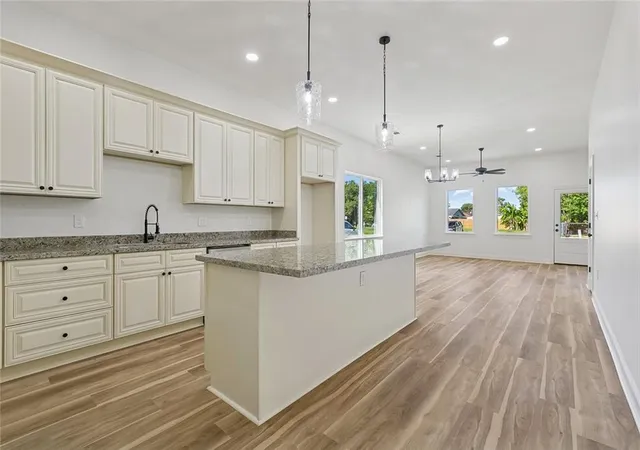Photo 4 of Single family home for sale at 2317 Caddy Dr, Marrero, LA 70072 | MLS# 2573271 | Listing updated on 2026-09-19