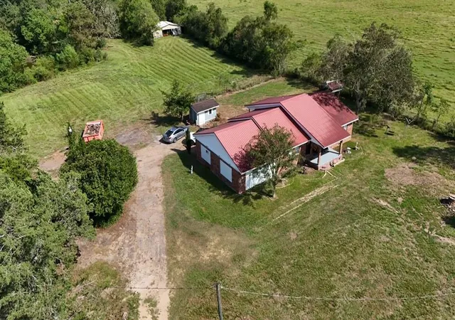 Photo 2 of Single family home for sale at 32380 Holmesville Rd, Mount Hermon, LA 70450 | MLS# 2573152 | Listing updated on 2026-09-16