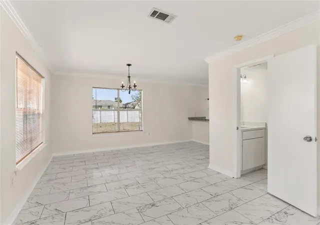 Photo 4 of Single family home for sale at 2020 Lac La Belle Dr, Harvey, LA 70058 | MLS# 2573298 | Listing updated on 2026-09-20