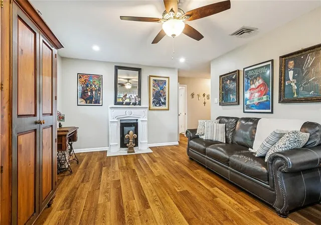 Photo 4 of Single family home for sale at 6200 Boutall St, Metairie, LA 70003 | MLS# 2573114 | Listing updated on 2026-10-04