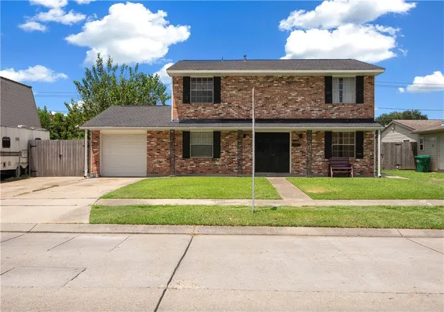 Photo 2 of Single family home for sale at 1401 Ridgefield Dr, La Place, LA 70068 | MLS# 2573322 | Listing updated on 2026-09-13