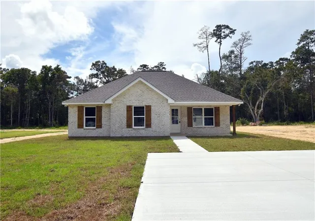 Photo 1 of Single family home for sale at 65123 Jerry St, Pearl River, LA 70452 | MLS# 2573037 | Listing updated on 2026-09-01
