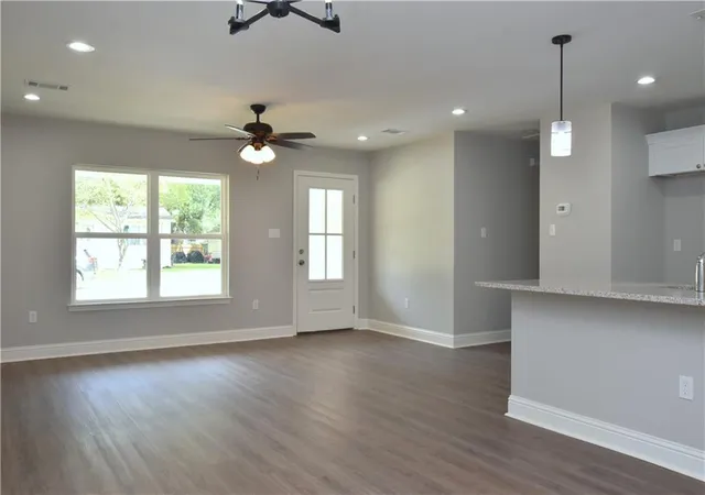 Photo 3 of Single family home for sale at 65123 Jerry St, Pearl River, LA 70452 | MLS# 2573037 | Listing updated on 2026-09-01