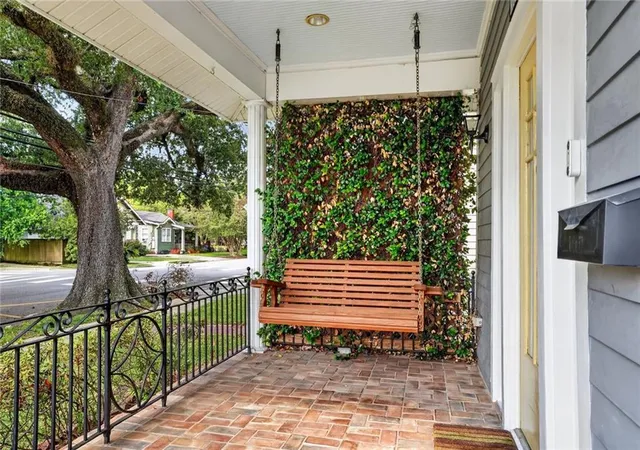 Photo 3 of Single family home for sale at 807 Navarre Ave, New Orleans, LA 70124 | MLS# 2572113 | Listing updated on 2026-09-21
