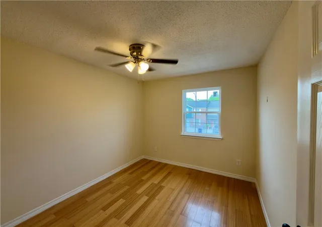 Photo 3 of Townhouse for sale at 148 Westpark Ct, New Orleans, LA 70114 | MLS# 2573373 | Listing updated on 2026-09-15