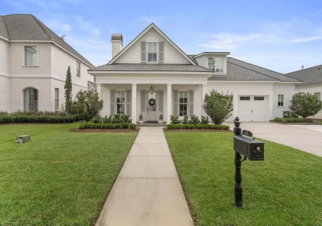 Photo 2 of Single family home for sale at 61 Hummingbird Rd, Covington, LA 70433 | MLS# 2562808 | Listing updated on 2026-09-14