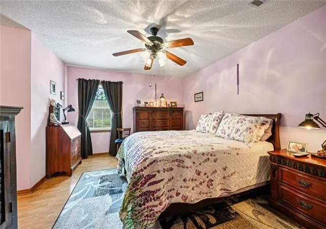 Photo 3 of Single family home for sale at 18382 Wisteria Dr, Ponchatoula, LA 70454 | MLS# 2573424 | Listing updated on 2026-09-18