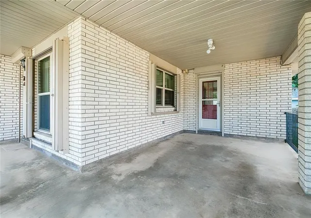 Photo 3 of Single family home for sale at 4740 Newlands St, Metairie, LA 70006 | MLS# 2573460 | Listing updated on 2026-08-30